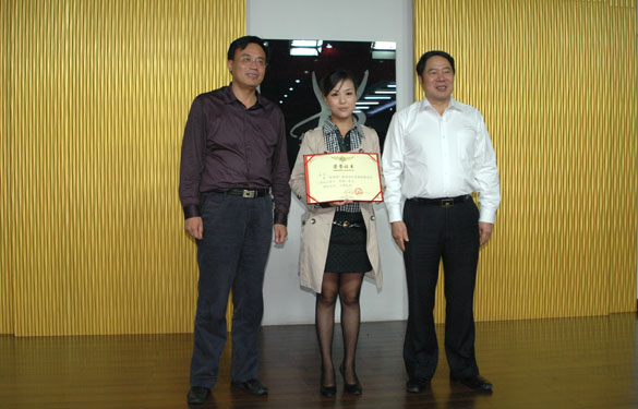 AG一飞冲天在“华朋杯”经信系统首届迎国庆职工歌咏角逐中获得佳绩